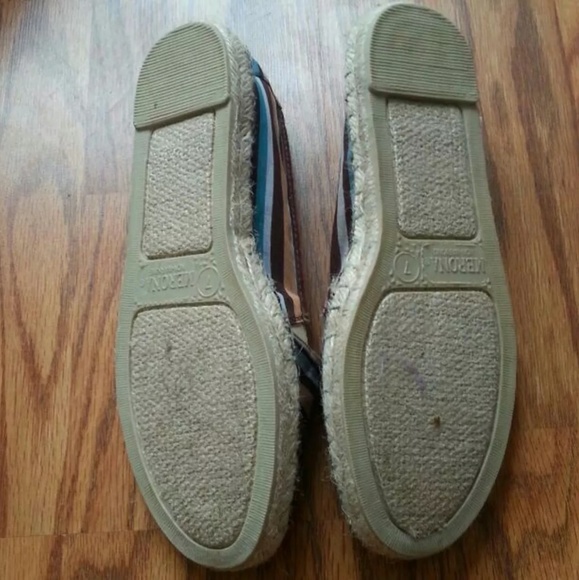 Flats - Picture 3 of 4